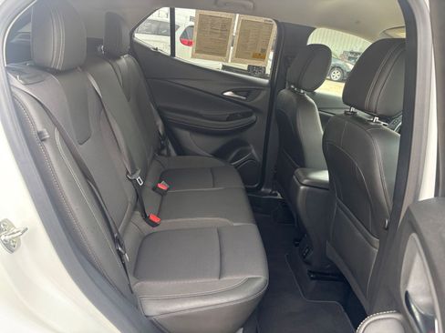 Used 2025 Buick Encore GX Preferred FWD image 24