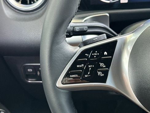 New 2025 Mercedes-Benz GLB 250 image 24