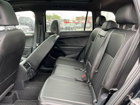 Used 2024 Volkswagen Tiguan SE R-Line AWD/4WD image 22