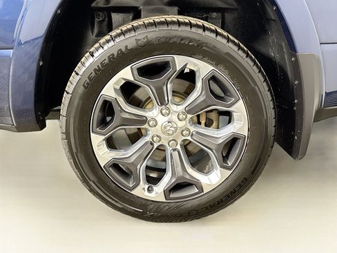 Used 2019 RAM 1500 Limited AWD/4WD image 29