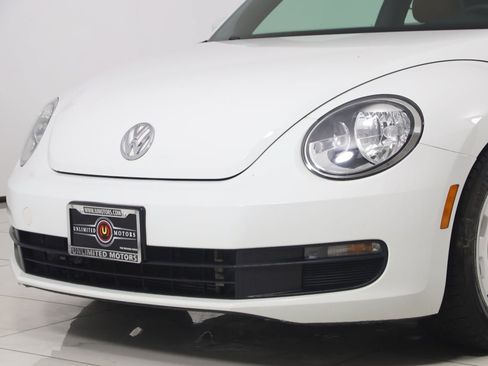 Used 2016 Volkswagen Beetle 1.8T Classic FWD image 45