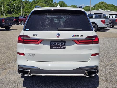 Used 2020 BMW X7 M50i w/ Dynamic Handling Package AWD/4WD image 10