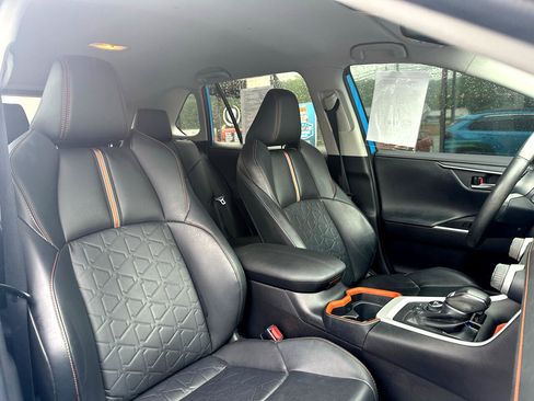 Used 2020 Toyota RAV4 Adventure image 10
