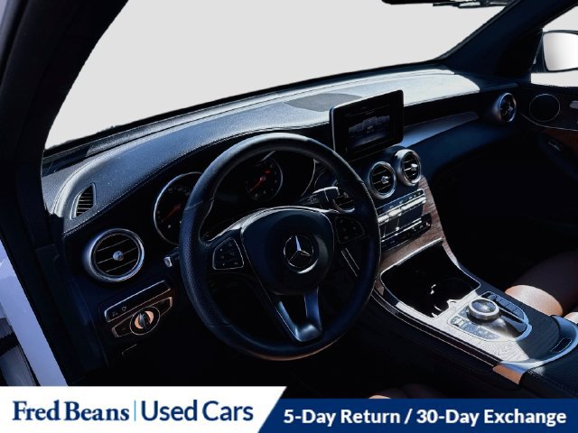 Used 2019 Mercedes-Benz GLC 300 4MATIC image 13