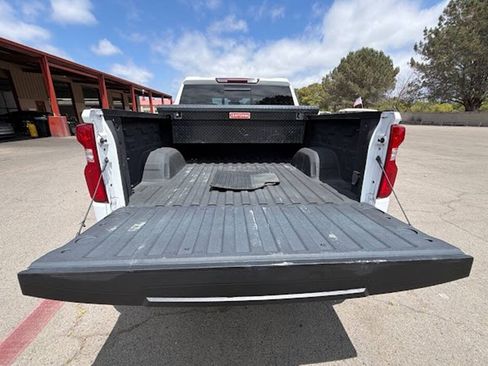 Used 2023 Chevrolet Silverado 1500 LTZ w/ LTZ Convenience Package II AWD/4WD image 5
