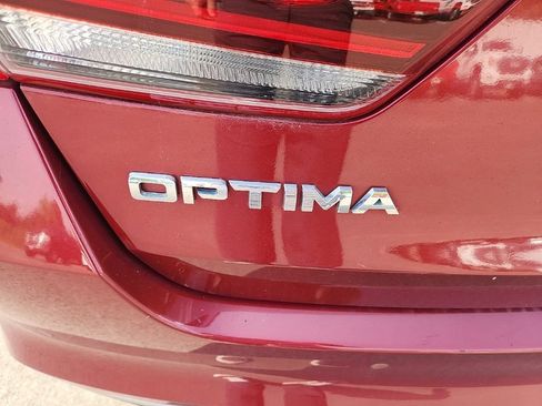 Used 2018 Kia Optima S w/ Panoramic Sunroof Package FWD image 12