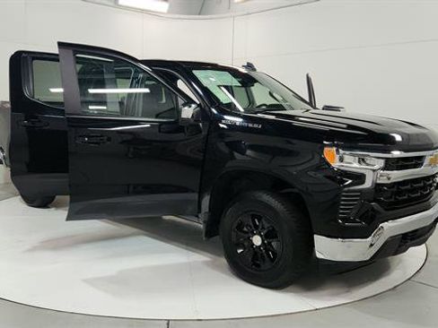 Used 2025 Chevrolet Silverado 1500 LT image 29
