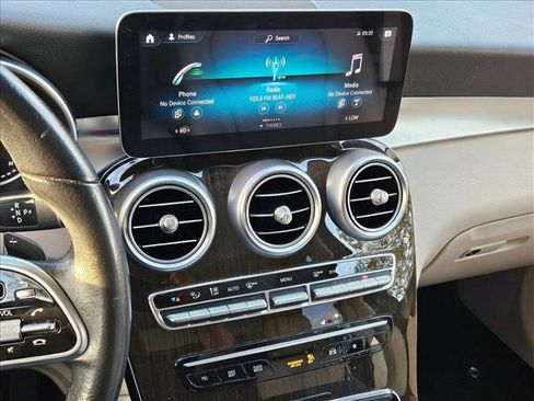 Used 2021 Mercedes-Benz GLC 300 image 13
