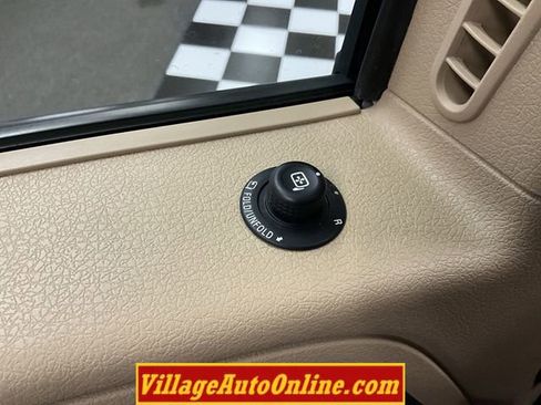 Used 2014 Ford F150 Lariat w/ Equipment Group 502A Luxury image 16