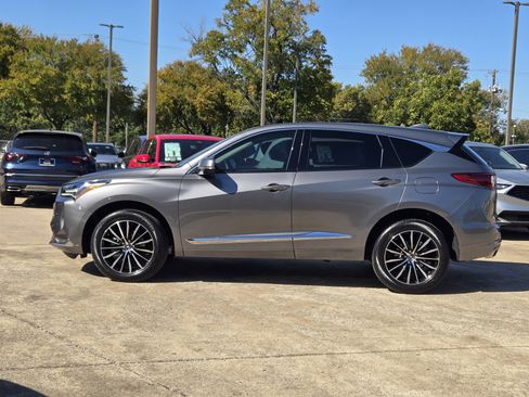 Certified 2025 Acura RDX SH-AWD w/ Advance Package image 5