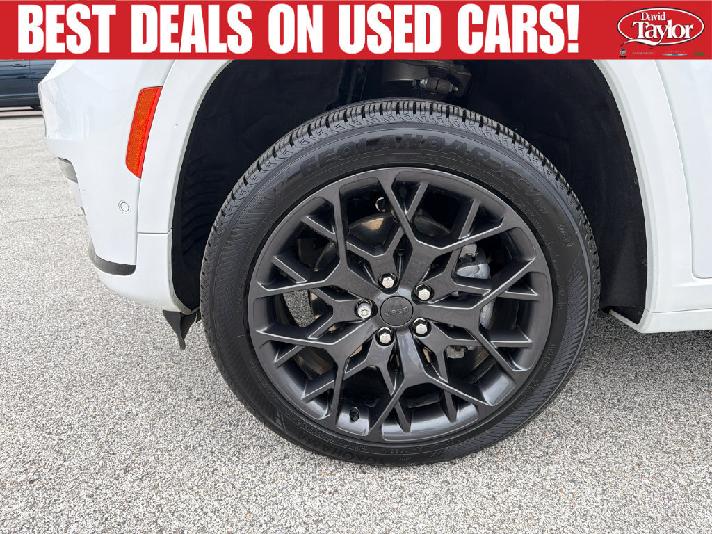 Used 2024 Jeep Grand Cherokee L Summit w/ Advanced Protech Group IV AWD/4WD image 21