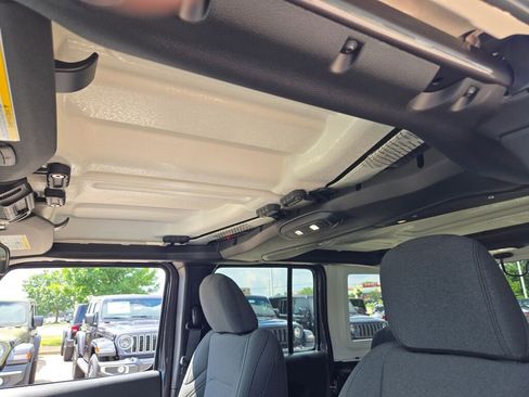 New 2025 Jeep Wrangler Sport S image 26