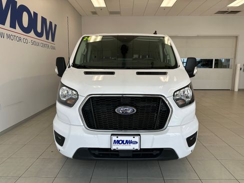 Used 2024 Ford Transit 350 XLT RWD image 3
