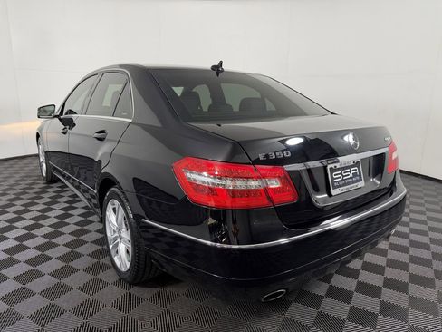 Used 2011 Mercedes-Benz E 350 4MATIC Sedan image 8