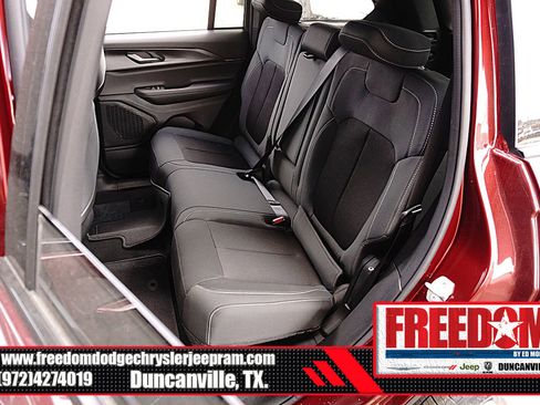 New 2026 Jeep Grand Cherokee Laredo X image 14