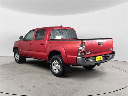 Used 2014 Toyota Tacoma PreRunner image 3