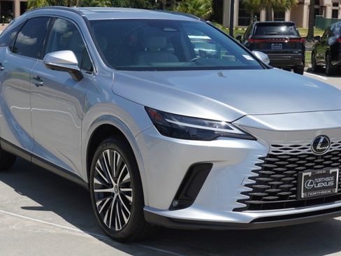 Certified 2025 Lexus RX 350 Premium Plus w/ Accessory Package (Z1) FWD image 3