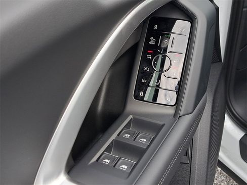 New 2025 Audi Q5 Premium Plus image 22