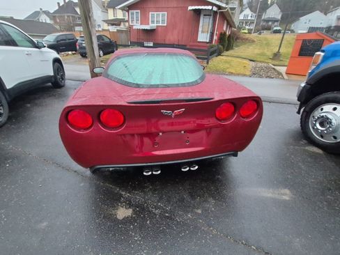 Used 2007 Chevrolet Corvette Coupe w/ Preferred Equipment Group image 6