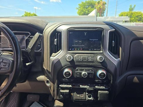 Used 2019 GMC Sierra 1500 Denali w/ Denali Ultimate Package AWD/4WD image 8