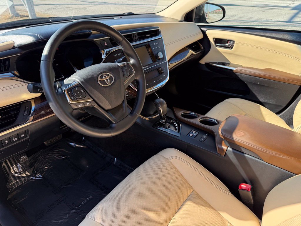 Used 2014 Toyota Avalon Limited FWD image 26