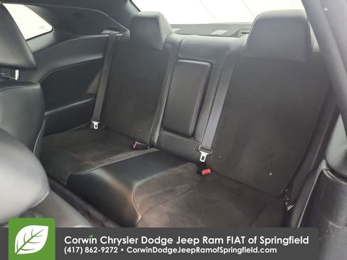 Used 2016 Dodge Challenger R/T Scat Pack w/ Leather Interior Group RWD image 29