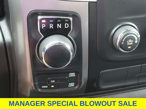 Used 2021 RAM 1500 Classic SLT AWD/4WD image 15