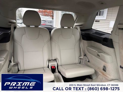 Used 2016 Volvo XC90 T6 Momentum image 17