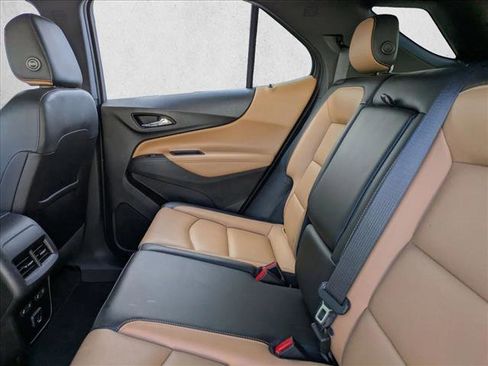 Used 2019 Chevrolet Equinox Premier image 18