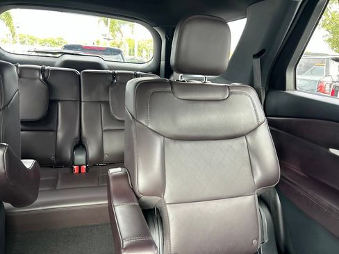Used 2026 Ford Explorer Platinum RWD image 14