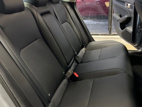 Used 2024 Honda Civic Touring image 12