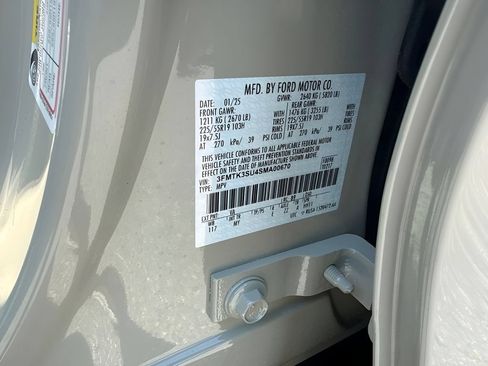Used 2025 Ford Mustang Mach-E Premium AWD/4WD image 30