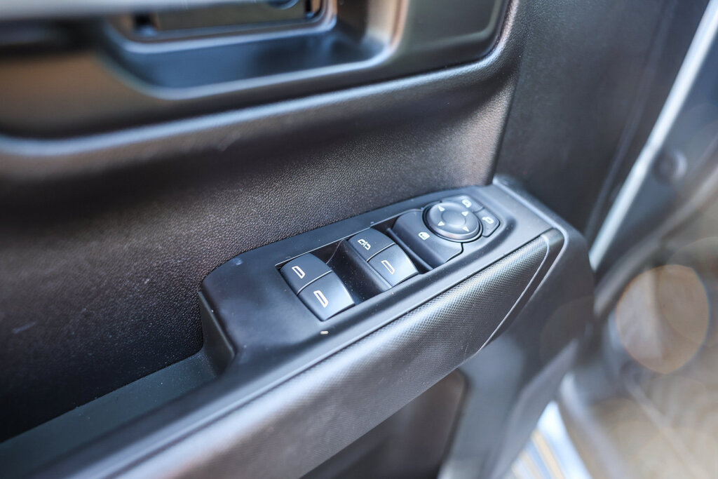Used 2021 Chevrolet Silverado 1500 Custom Trail Boss AWD/4WD image 10