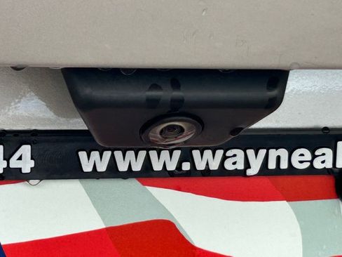 Used 2020 Ford Escape SEL image 22