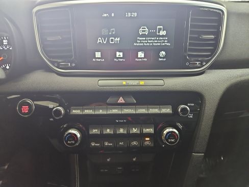 Used 2020 Kia Sportage EX image 18