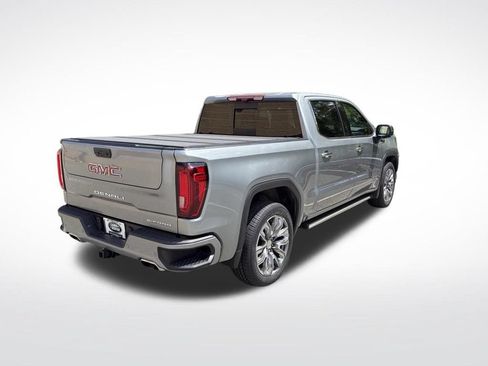 Used 2023 GMC Sierra 1500 Denali w/ Denali Reserve Package AWD/4WD image 8