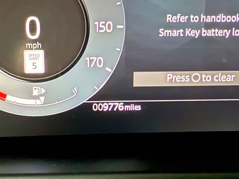 Used 2025 Land Rover Range Rover Velar Dynamic SE AWD/4WD image 20