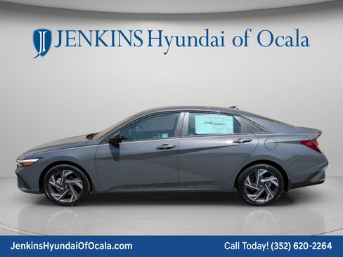 New 2026 Hyundai Elantra Sport FWD image 7