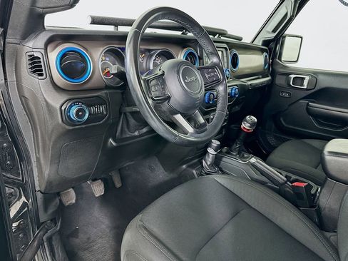 Used 2020 Jeep Wrangler Unlimited Sport AWD/4WD image 9
