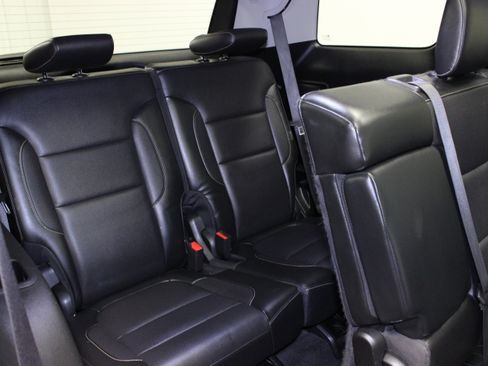 Used 2019 GMC Acadia SLT AWD/4WD image 19