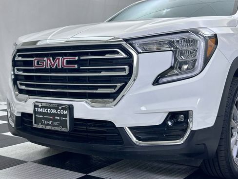 Used 2023 GMC Terrain SLT image 5