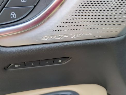 Used 2022 Cadillac XT6 Premium Luxury w/ Platinum Package AWD/4WD image 24