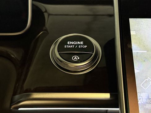 New 2026 Mercedes-Benz Maybach S 580 4MATIC image 21