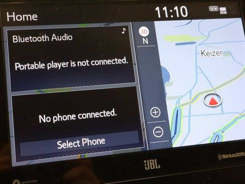 Used 2023 Toyota Camry XLE w/ Navigation Package FWD image 21