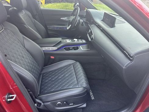 Used 2025 Genesis GV70 3.5T Sport w/ Sport Advanced Package image 15