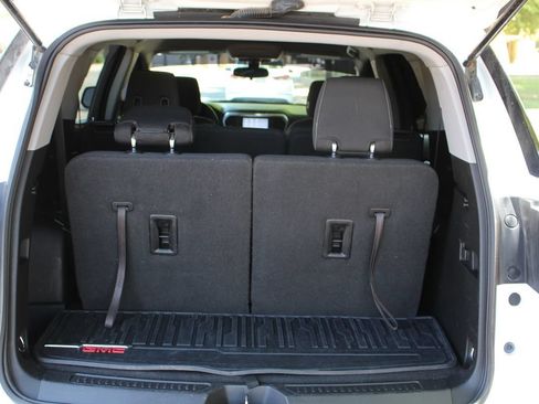 Used 2018 GMC Acadia SLE FWD image 33