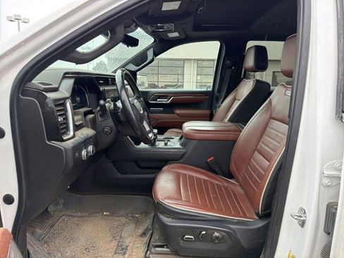 Certified 2023 GMC Sierra 1500 Denali Ultimate AWD/4WD image 2
