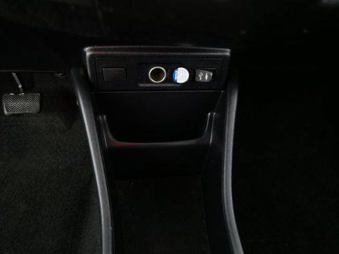 Used 2016 Toyota Prius V Two FWD image 30