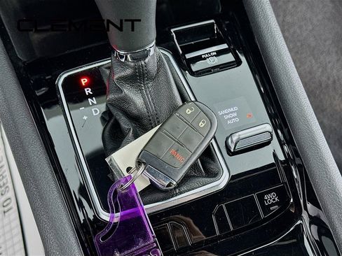 Used 2022 Jeep Compass Altitude image 23