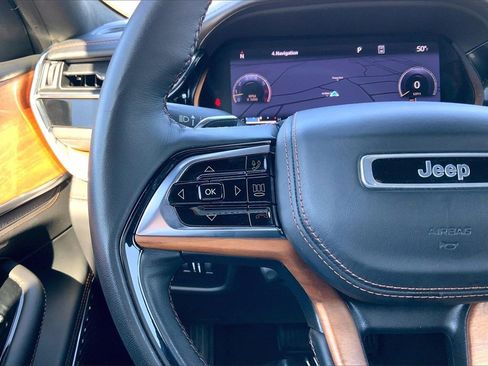 Used 2023 Jeep Grand Cherokee L Summit image 12